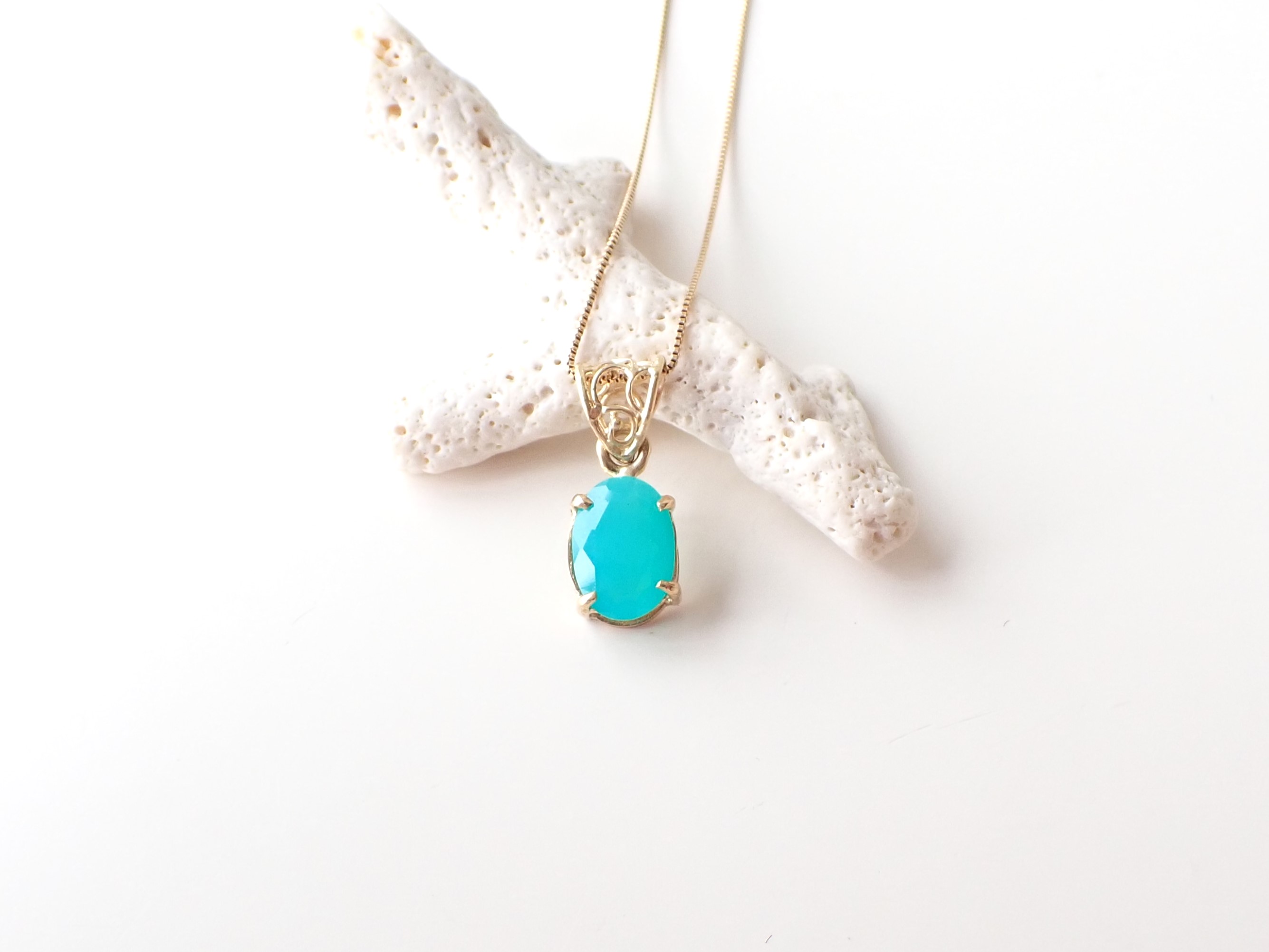 GD0116 ジェムシリカ（クリソコーラ・カルセドニー） K18ペンダント