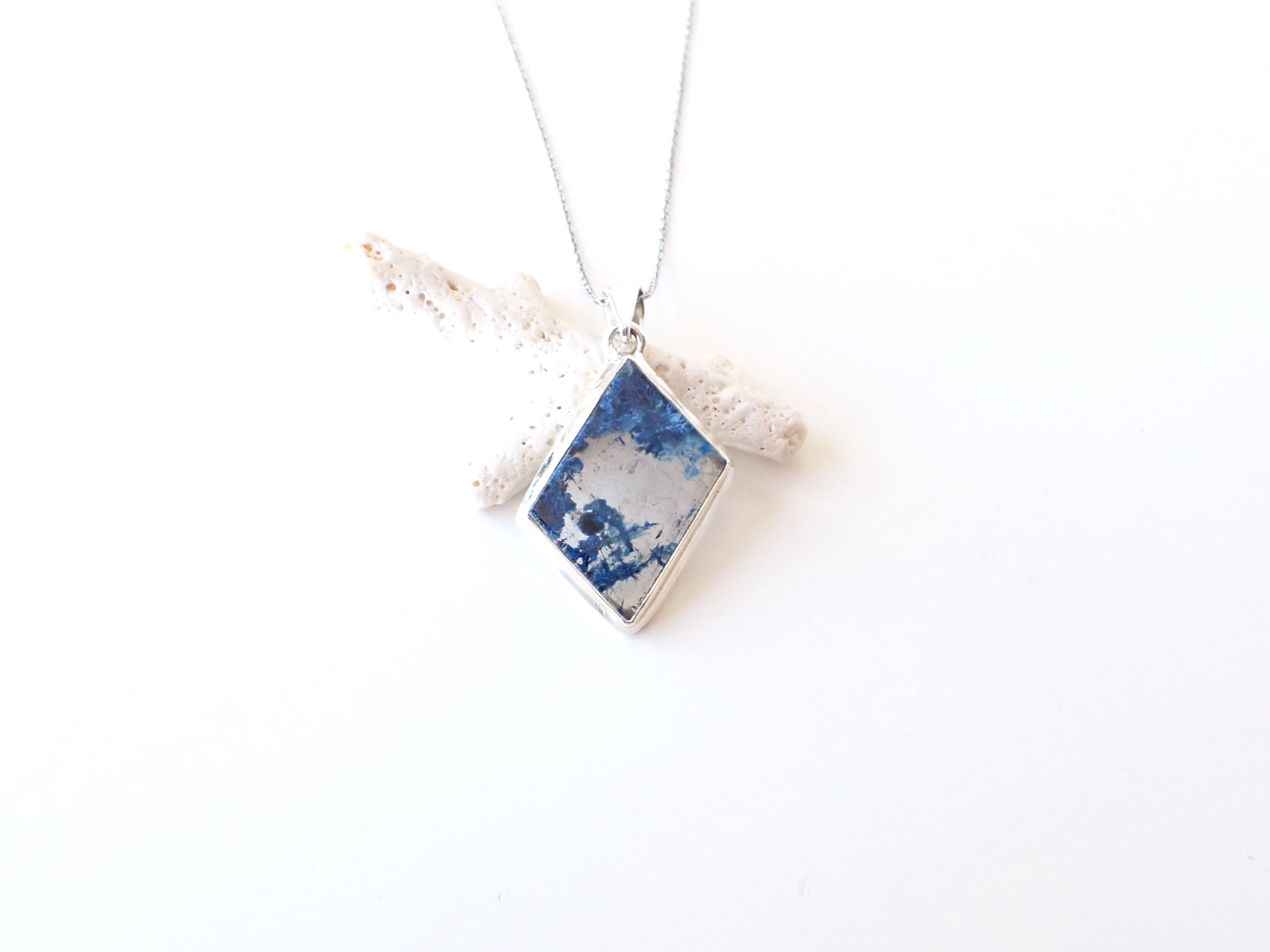 シャッタカイトインクォーツ