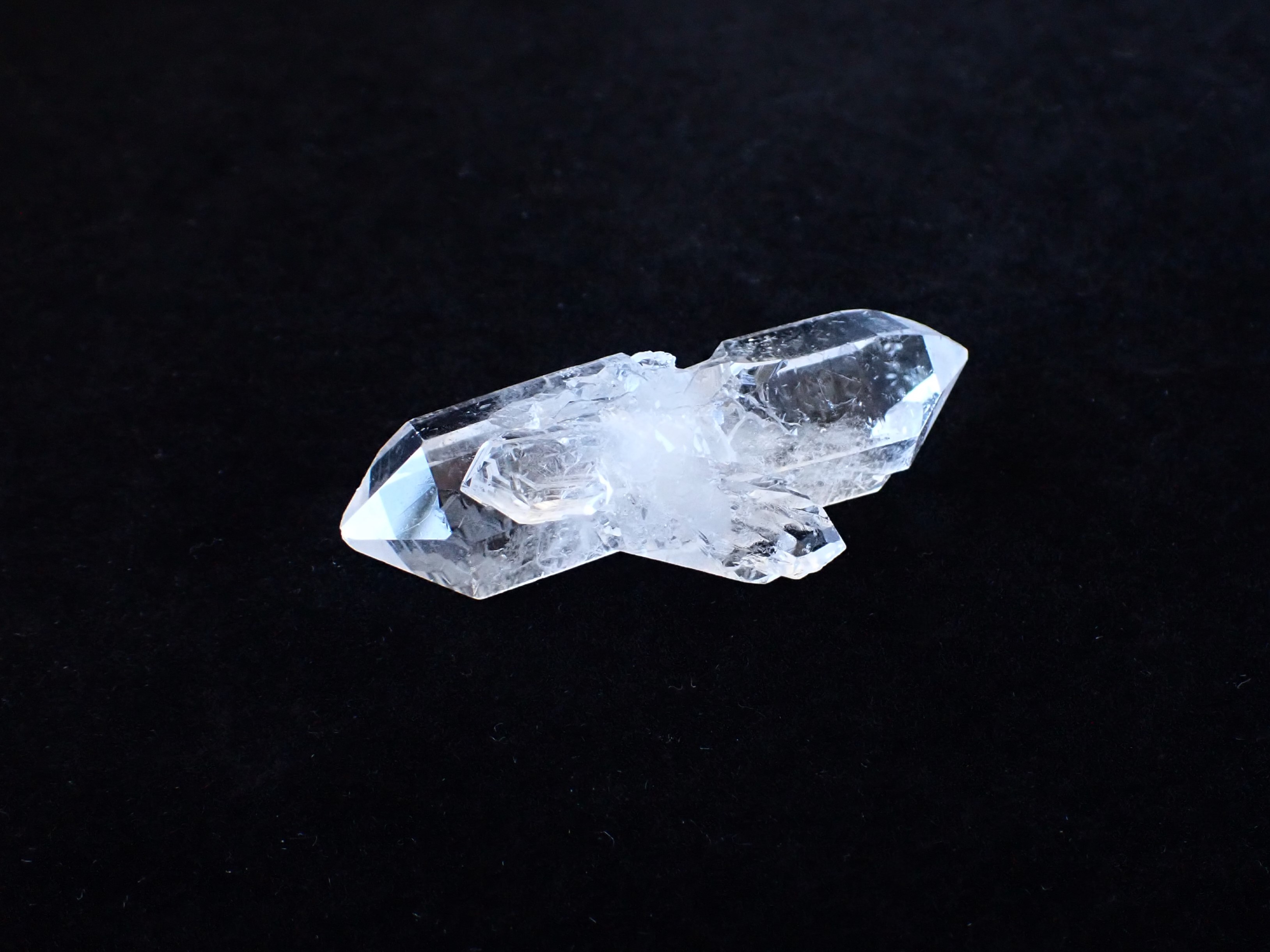 トマスゴンサガ産水晶