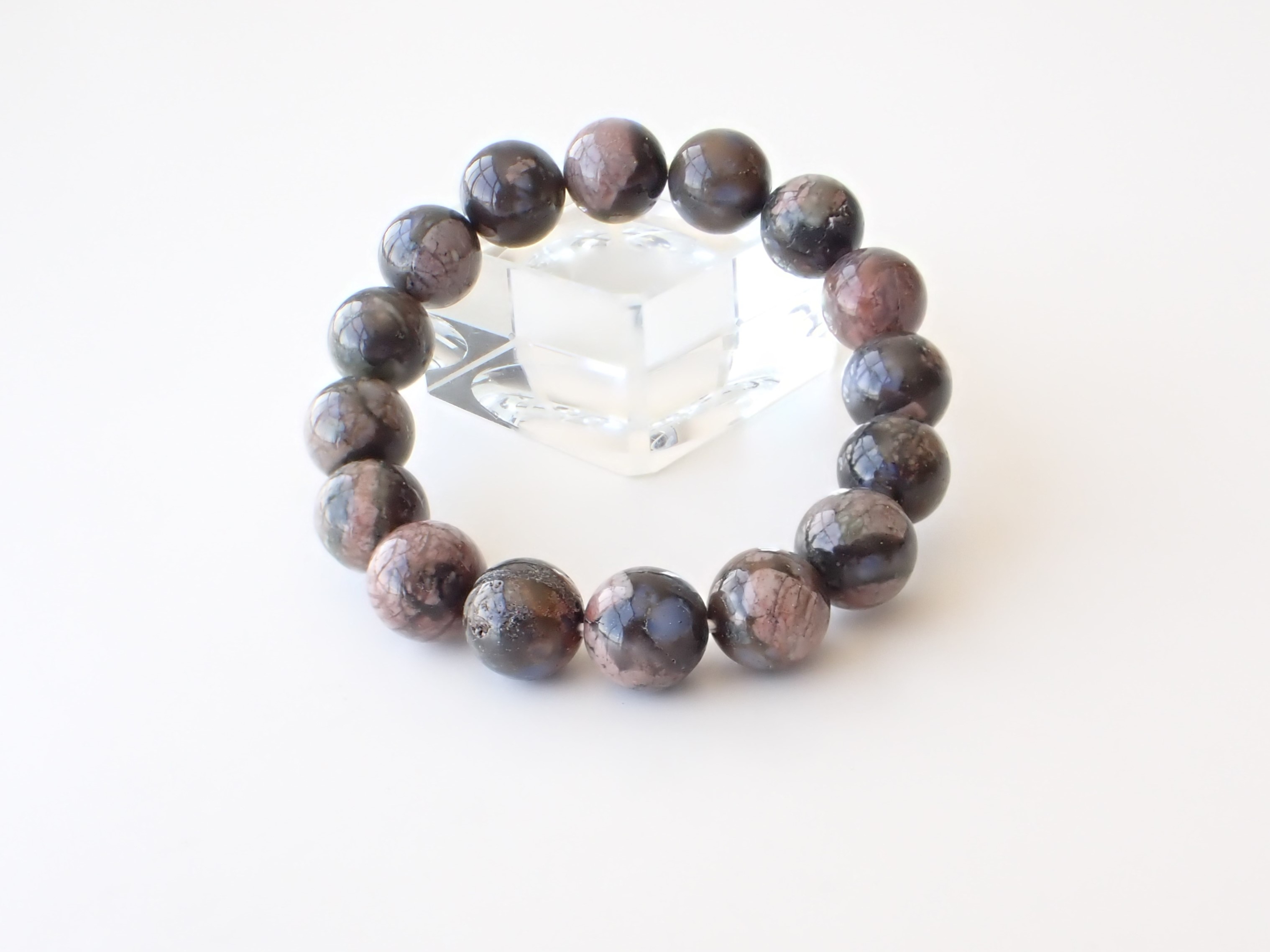 KH0034　ケセラストーン（Quesera　stone）　１２ｍｍ　ブレスレット　◇ネコポス対応可◇