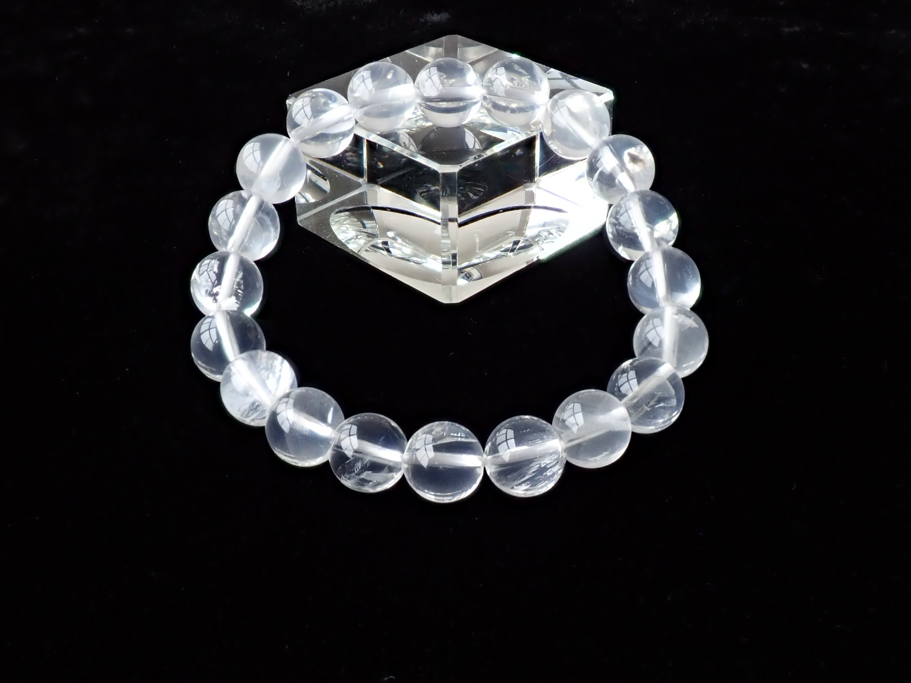 ME0084　【Melody's stone／メロディストーン】　メタモルフォーシスクォーツAA　１０ｍｍ　ブレスレット　☆Ａ．メロディ女史証明書付☆　【各種セール割引・ポイント付与対象外】