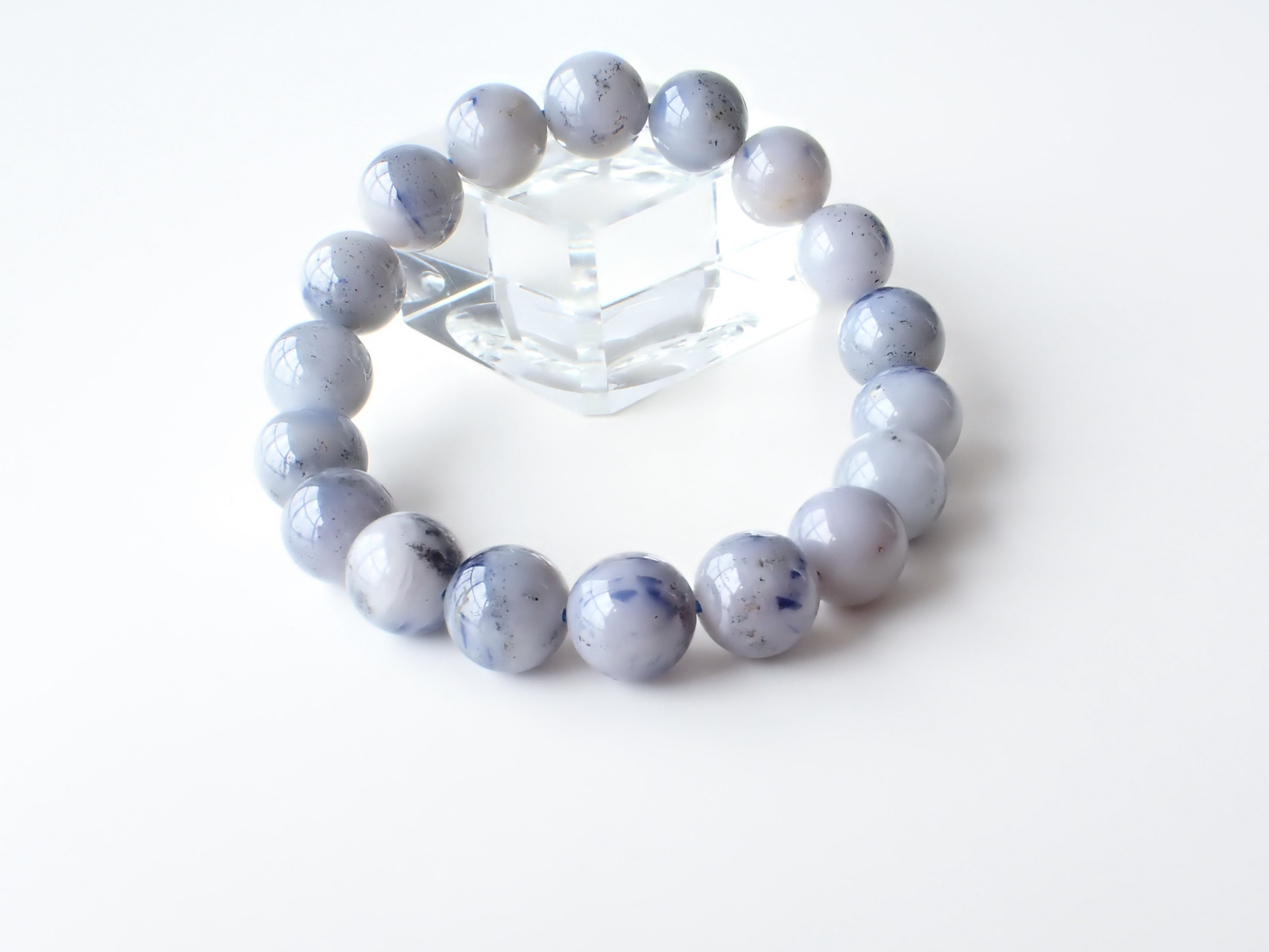 SB0590　【珍品】　ホワイト＆ブルーサファイア　１１．５ｍｍ～１２ｍｍ　ブレスレット　