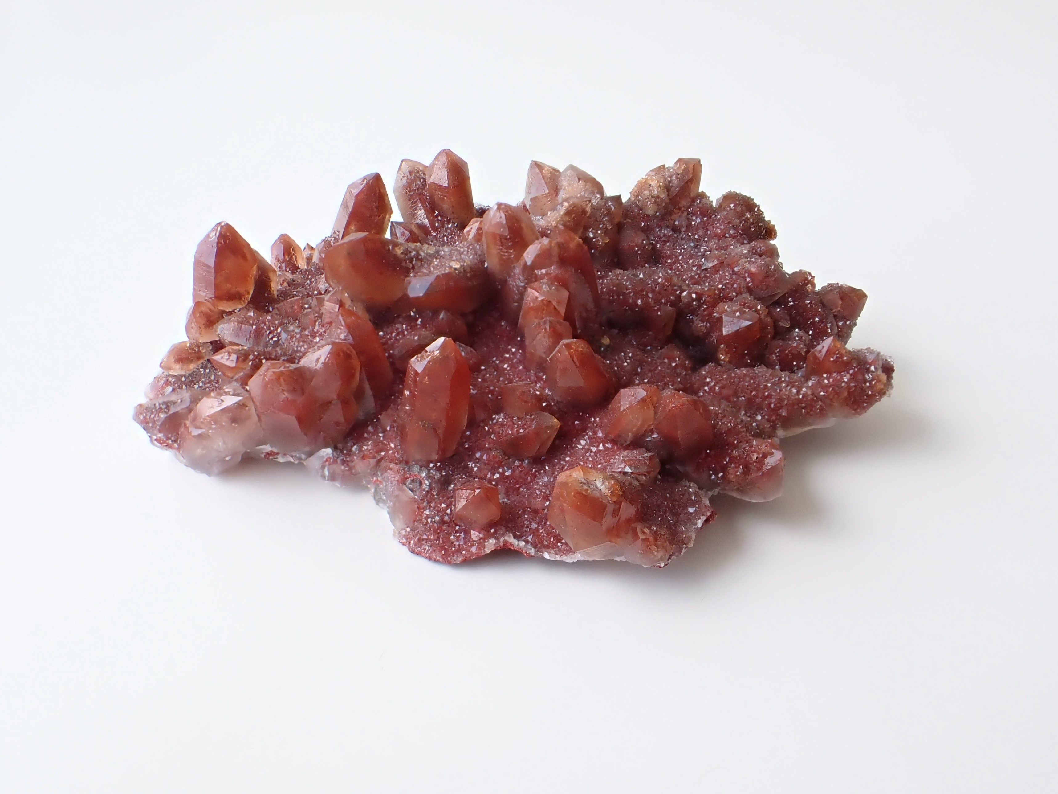 AB2980 【店長お薦めの逸品】 モロッコ産 レッドクォーツ クラスター