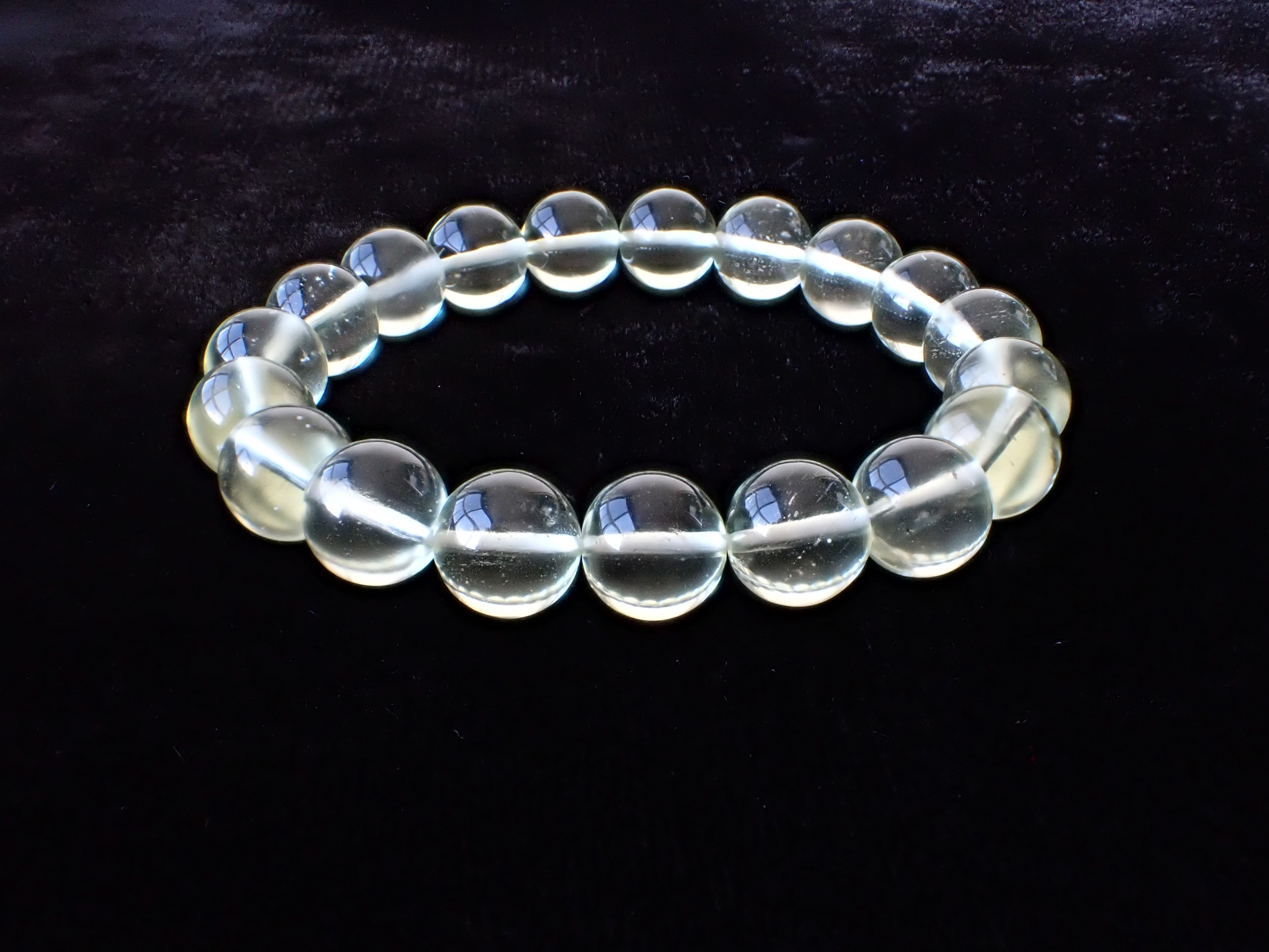 RI0218　【プレミアム】　リビアングラス　１０．３ｍｍ～１０．５ｍｍ　ブレスレット　☆宝石鑑別書付き☆