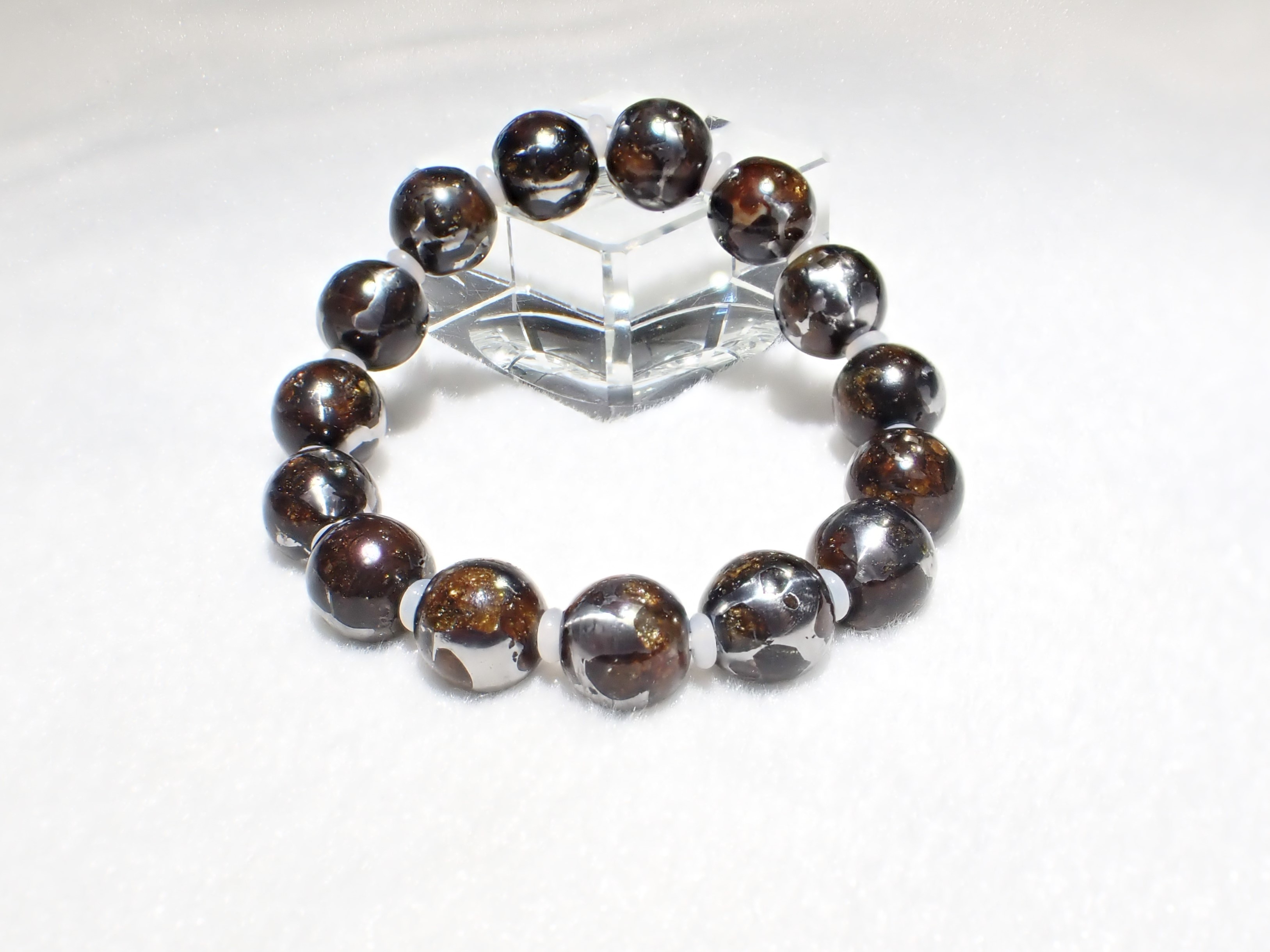 SS0036　☆プレミアム☆　セイムチャン隕石（Seymchan Meteorite）　１２．５ｍｍ～１３ｍｍ　ブレスレット