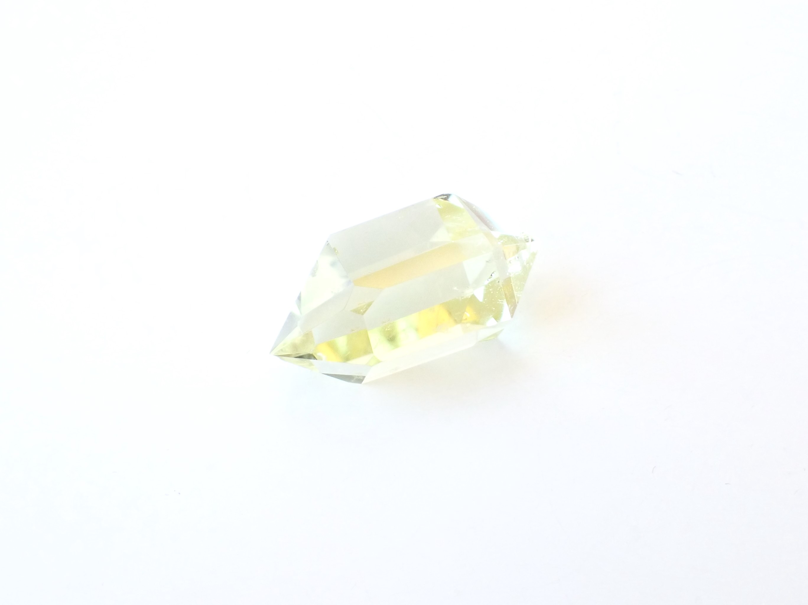 オウロヴェルデクォーツ