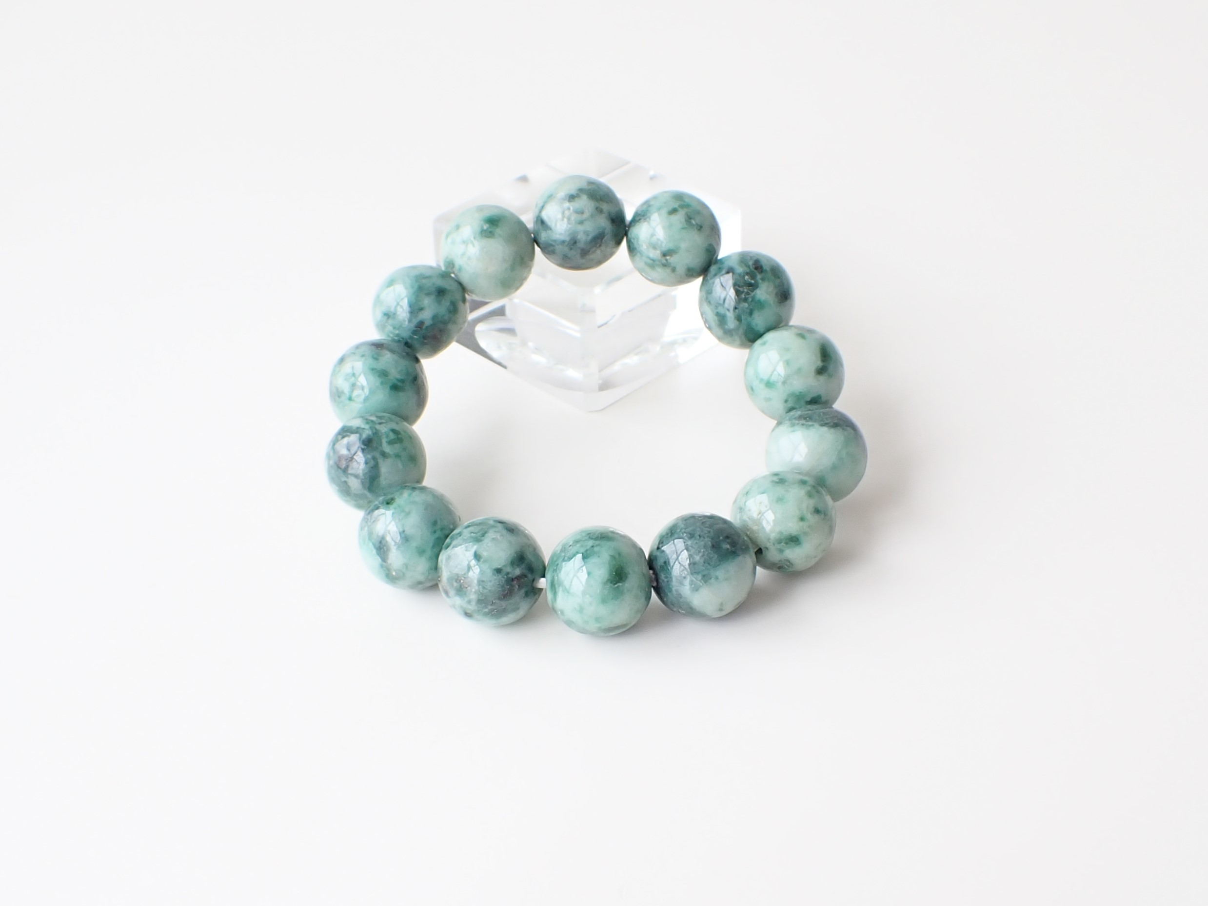 HC0141 【プレミアム】 新潟県糸魚川 翡翠 15．5mm