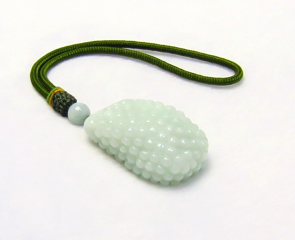 稀少新品）小葡萄 天然本翡翠 ラベンダー翡翠彫刻品