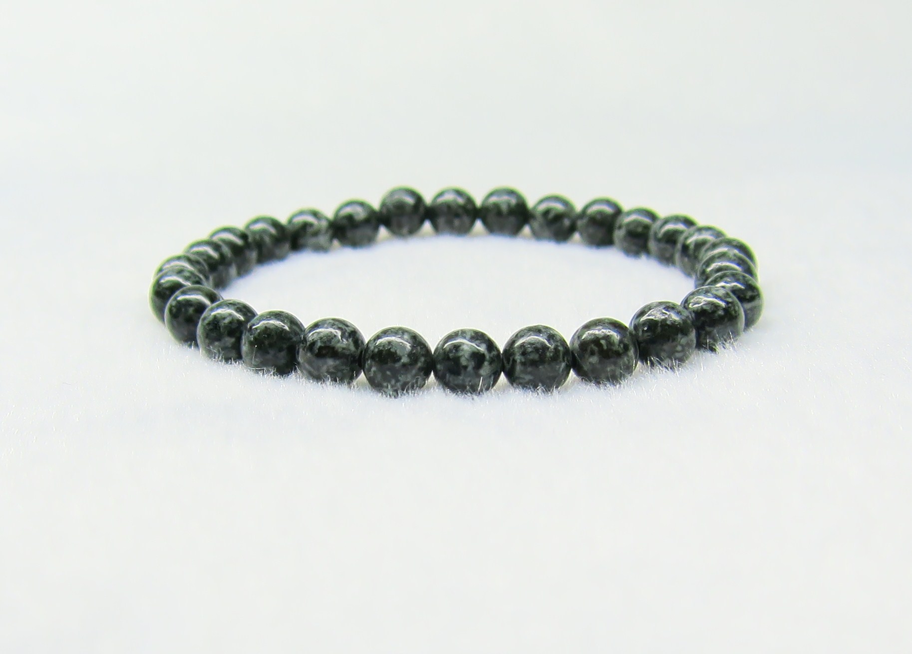 プレセリブルーストーン