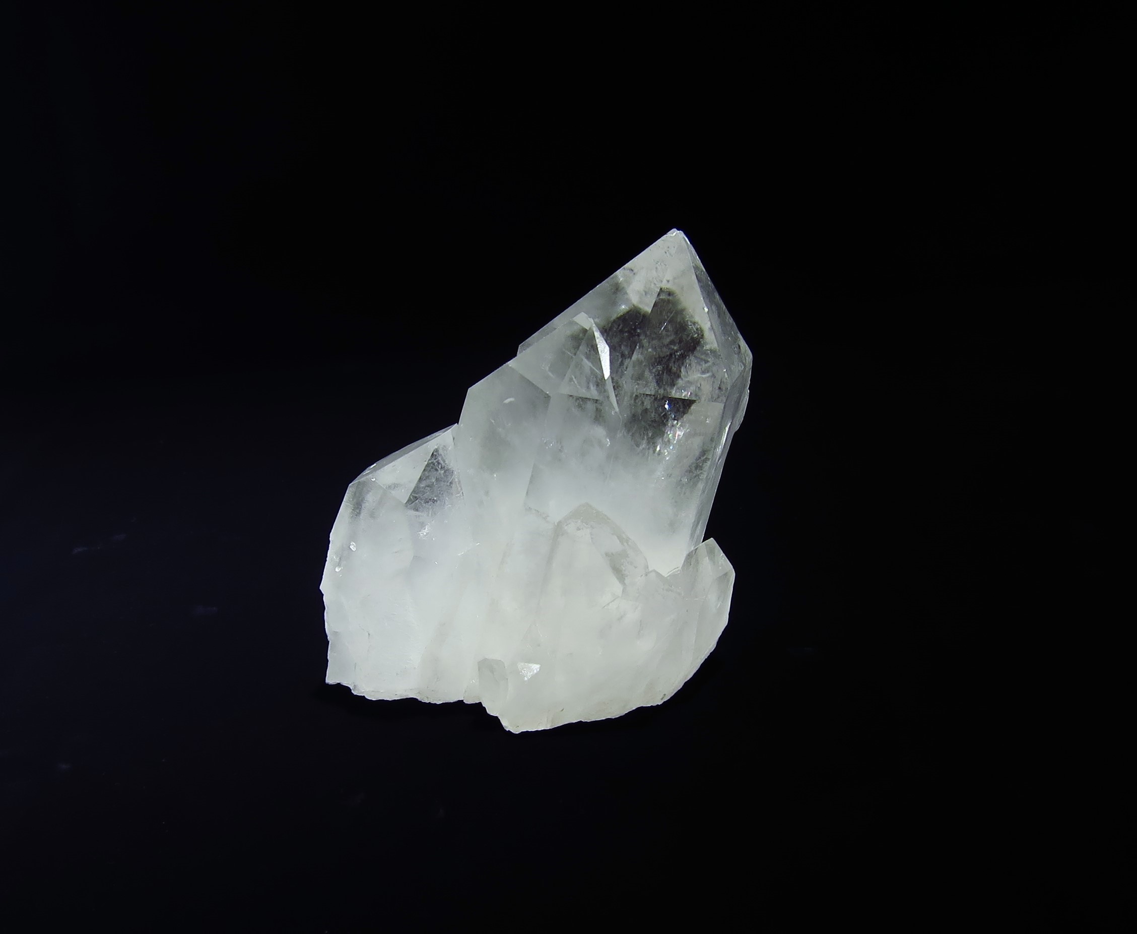 トライゴーニッククォーツ