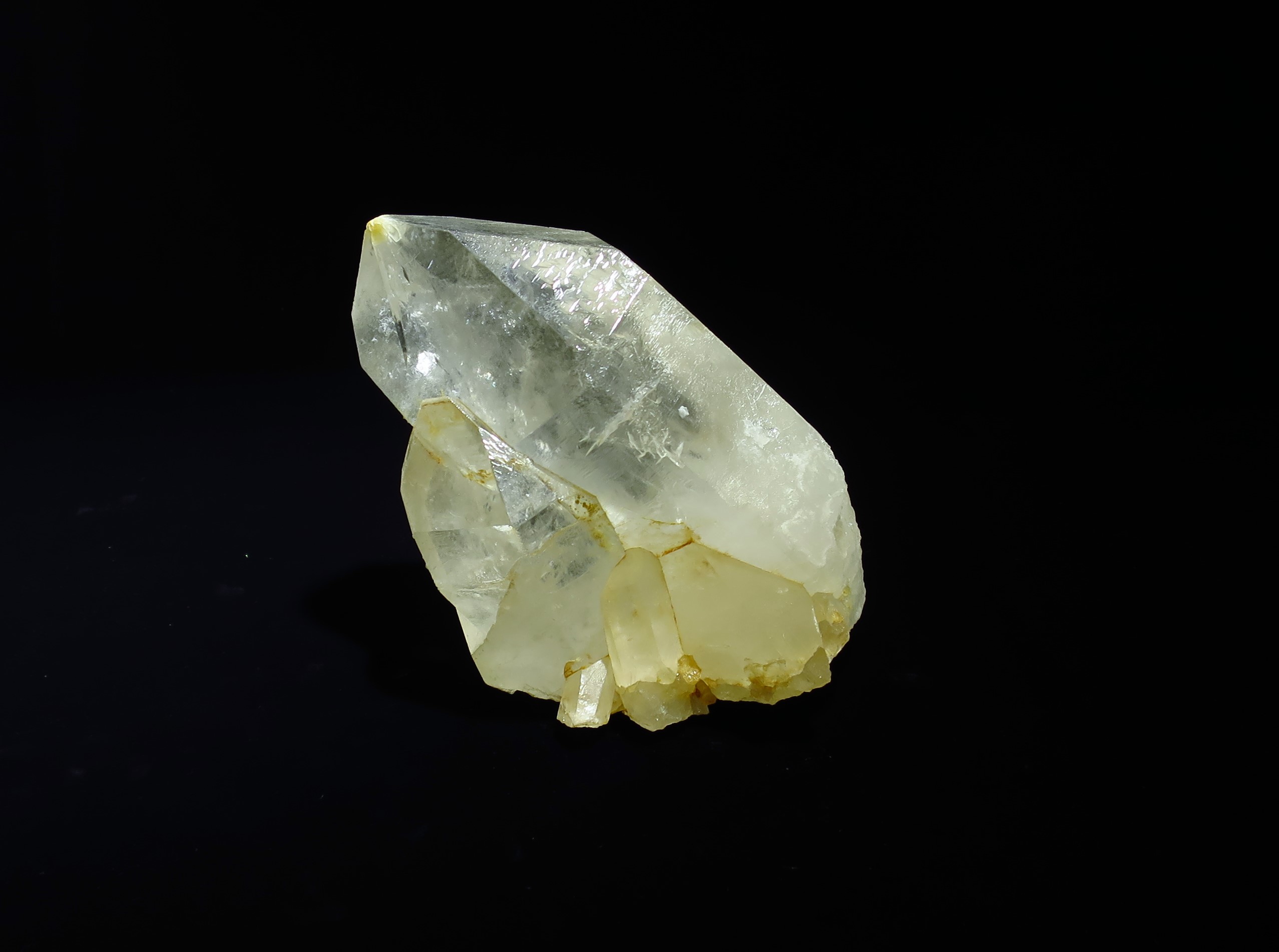 トライゴーニッククォーツ