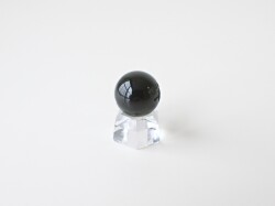 MA0421　【プレミアム】　モルダバイト　スフィア（丸玉）／一部原石肌　直径：１５．４ｍｍ　☆宝石鑑別書付き☆