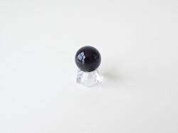 MA0428　【プレミアム】　モルダバイト　スフィア（丸玉）／一部原石肌　直径：１７．１ｍｍ　☆宝石鑑別書付き☆