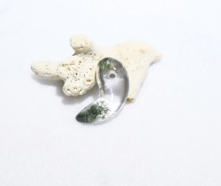 ガネーシュヒマール産ヒマラヤ水晶　勾玉