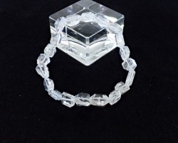 オイルインクォーツ