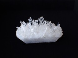 CE0015 四川省産 水晶 クラスター 203．1g