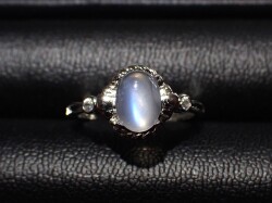 ペリステライト