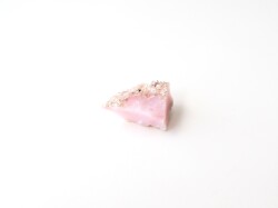 ピンクオパール原石