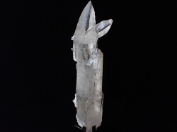 AB3296　ディアマンティーナ産　スモーキーレーザークォーツ　８４７ｇ　☆台座付き☆