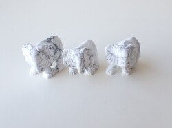 AB3108　象／マグネサイト