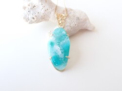 GD0090　ジェムシリカ（クリソコーラ・カルセドニー）　Ｋ１８ペンダントトップ