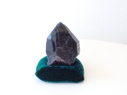 MB1132 チベット シャングリラ産 モリオン（黒水晶） 原石