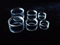 ZJ0020　【丸玉やエッグなどにおすすめ】　丸玉用　台座（プラスチック製）　各種　◇ネコポス対応可◇