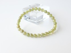 AB2519　【稀少】　スフェーン（Sphene）　６ｍｍ　ブレスレット