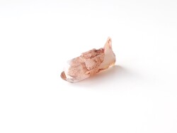 レッドファントムクォーツ