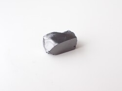 ST0081　ロシア　カレリア共和国産　シュンガイト（Shungite）　エリット　◇ネコポス対応可◇