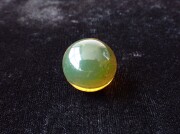 AK0070　ブルーアンバー（青琥珀）　スフィア（丸玉）　直径：２２．６ｍｍ　☆宝石鑑別書付き☆