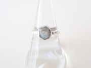 アホイトインクォーツリング