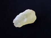 リビアングラス原石