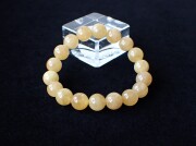 ゴールデンダンビュライト