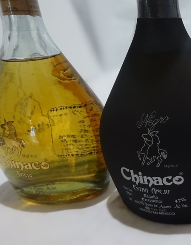 Anejo Extra Anejo 700 - 900px.jpg