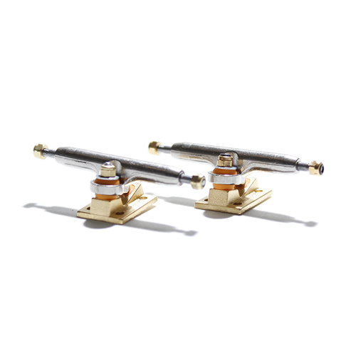 【BR238】Blackriver Trucks/Wide 2.0 Big Base Gold 32/トラック