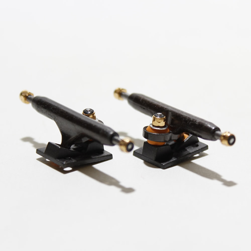 【BR279】Blackriver Trucks/Wide 2.0 black/black 32/トラック
