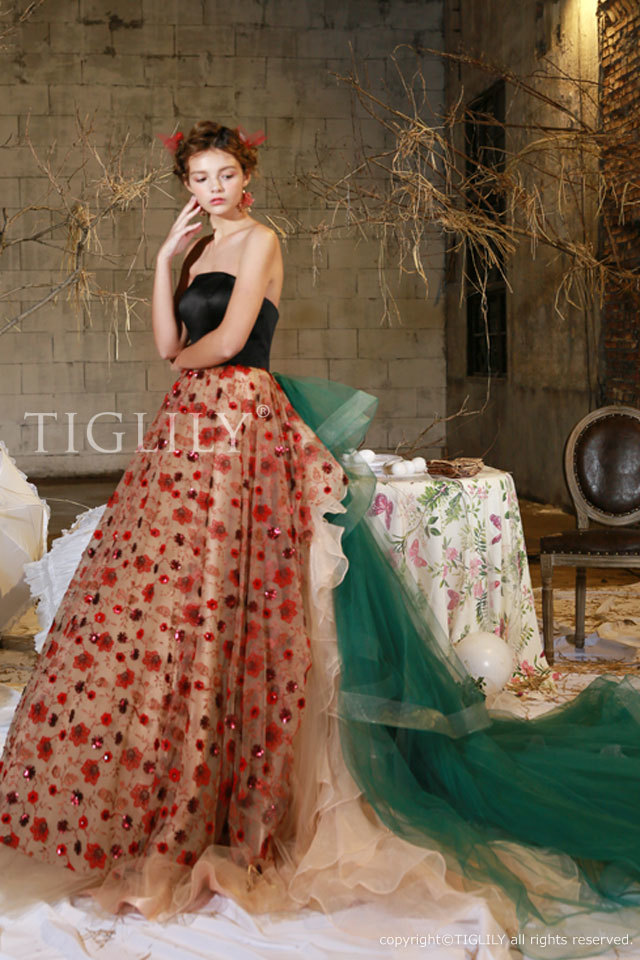 キャロン Caron】ウェディングドレス カラードレス（c562)