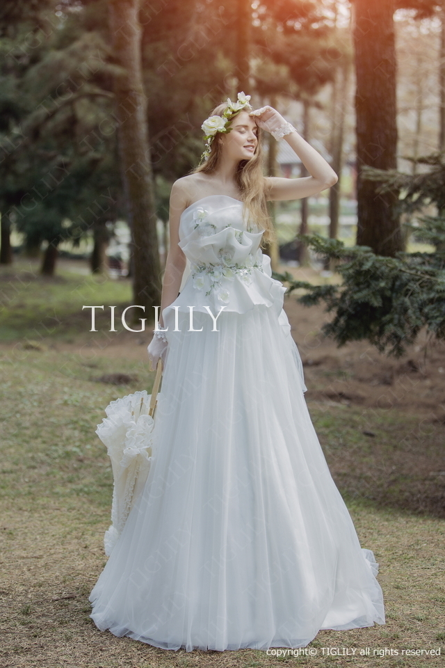 TIGLILY ホワイトドレスw320