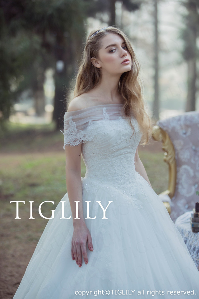 w332 リンダ Linda　TIGLILY ティグリリィ ホワイトドレス