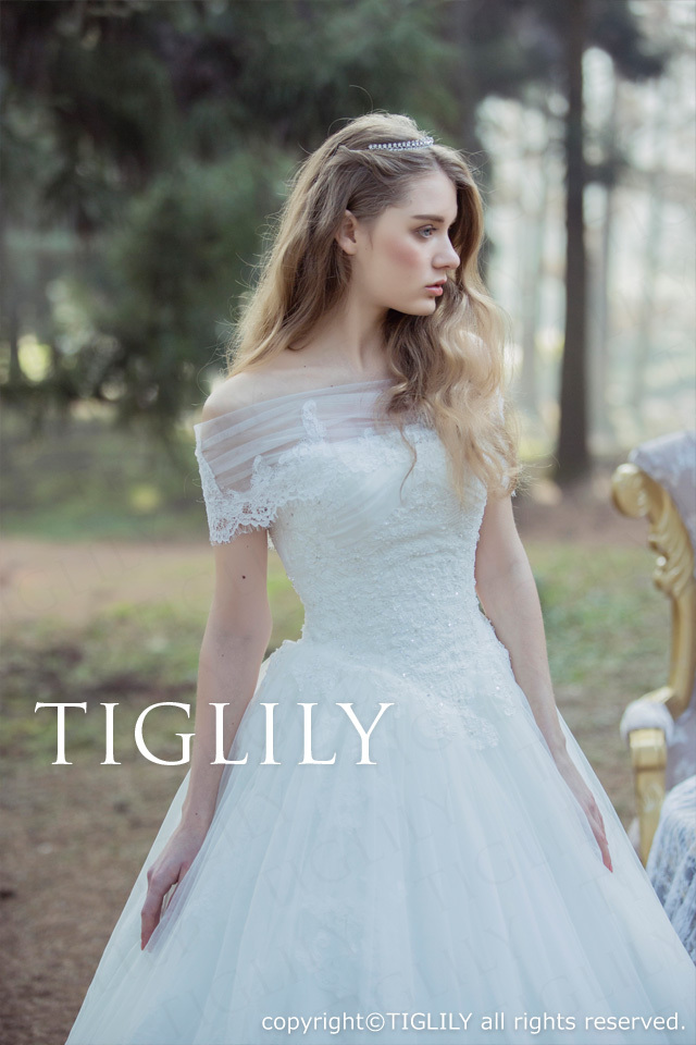 w332 リンダ Linda　TIGLILY ティグリリィ ホワイトドレス