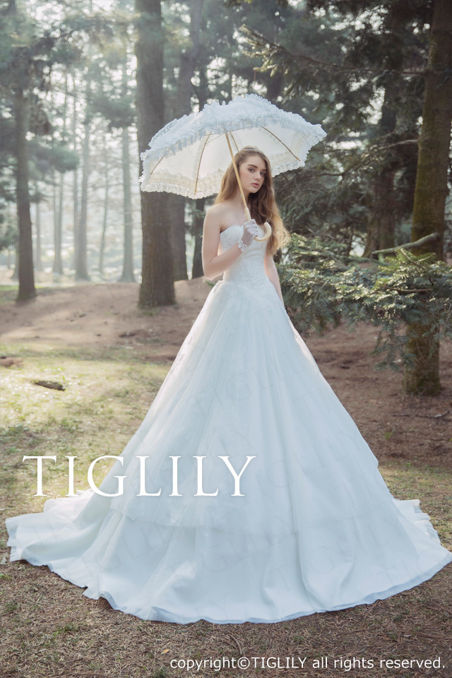 w332 リンダ Linda　TIGLILY ティグリリィ ホワイトドレス