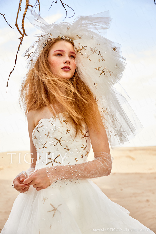 ラフィーネ Raffine】ウェディングドレス＿ウエディングドレス＿カラー