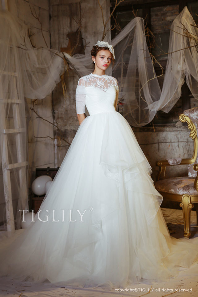 ピス Pis】ウェディングドレス ホワイトドレス（w513)