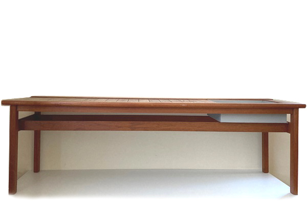 北欧ビンテージ  　　　　　　　　　Flower/coffee table ※送料全国一律＋3,300円