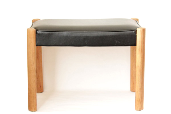 北欧ヴィンテージ　　　　　　　　Ottoman / スツール　(プラス送料全国一律1,100円）　