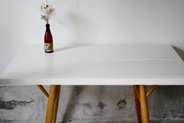 Ilmari Tapiovaara　　　　　　　　　　Pirkka TABLE（ピルッカテーブル） / Artek（送料ランクD）　