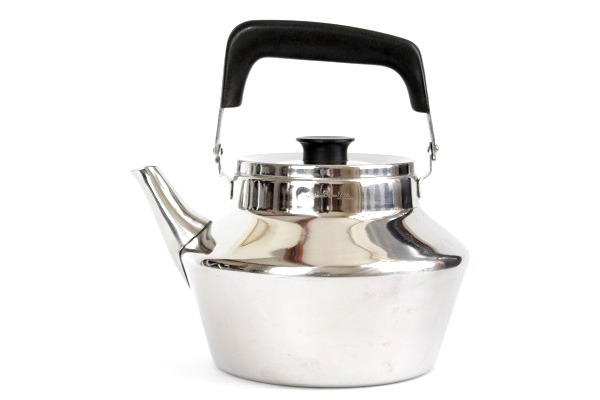 Modernakok社　　　　　　　　　　　　ステンレスケトル 1.5L　　　　　