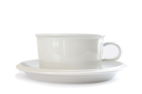 ARABIA　S model ホワイト　　　　　　　　　　　 ティーカップ＆ソーサー