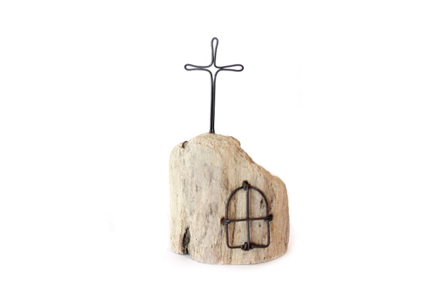 流木チャーチ　　ずんぐり/ No.9